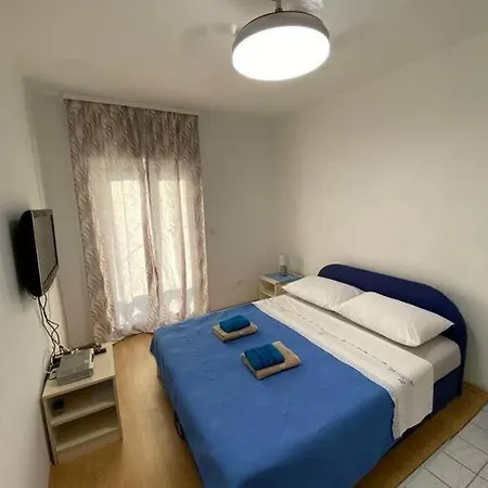 Maribel Apartment *