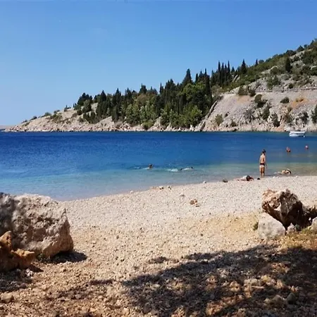 Apartman Maribel Tribanj-Kruscica